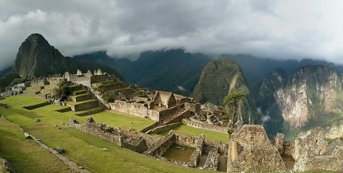 CUSCO, MACHU PICCHU Y MONTAÑA DE COLORES 4 DÍAS Y 3 NOCHES